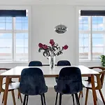 Cozy two-bedroom apartment in Copenhagen Osterbro